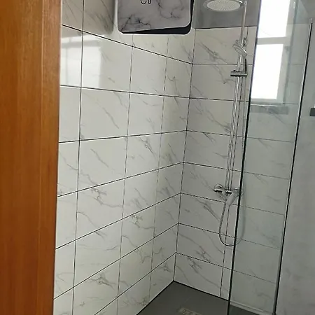 Casa 25 Nyaraló Conceicao (Faial)